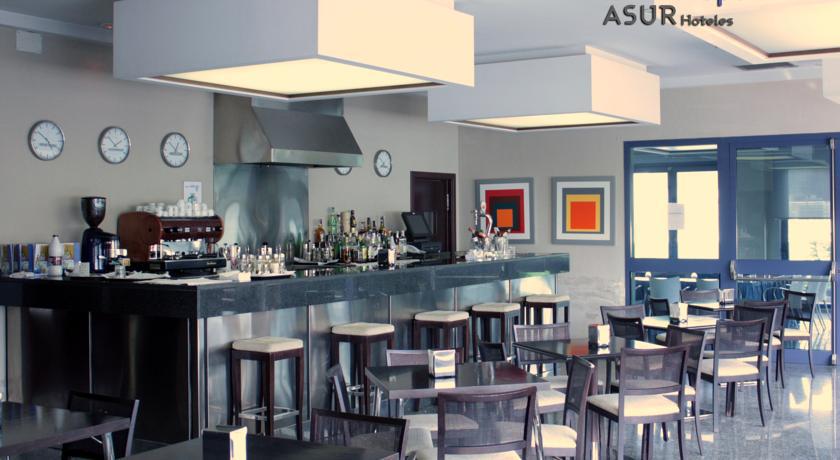Hotel Puerta De Alcala Αλκαλά ντε Ενάρες Εξωτερικό φωτογραφία